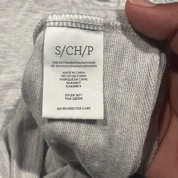 Cabi Sport Topper 3761 Gray Knit Cowl Neck Top S Athleisure Yoga Pilates - Picture 8 of 8